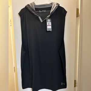 Mens UA sleeveless training hoodie..